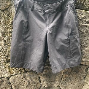 NWOT Athleta shorts.